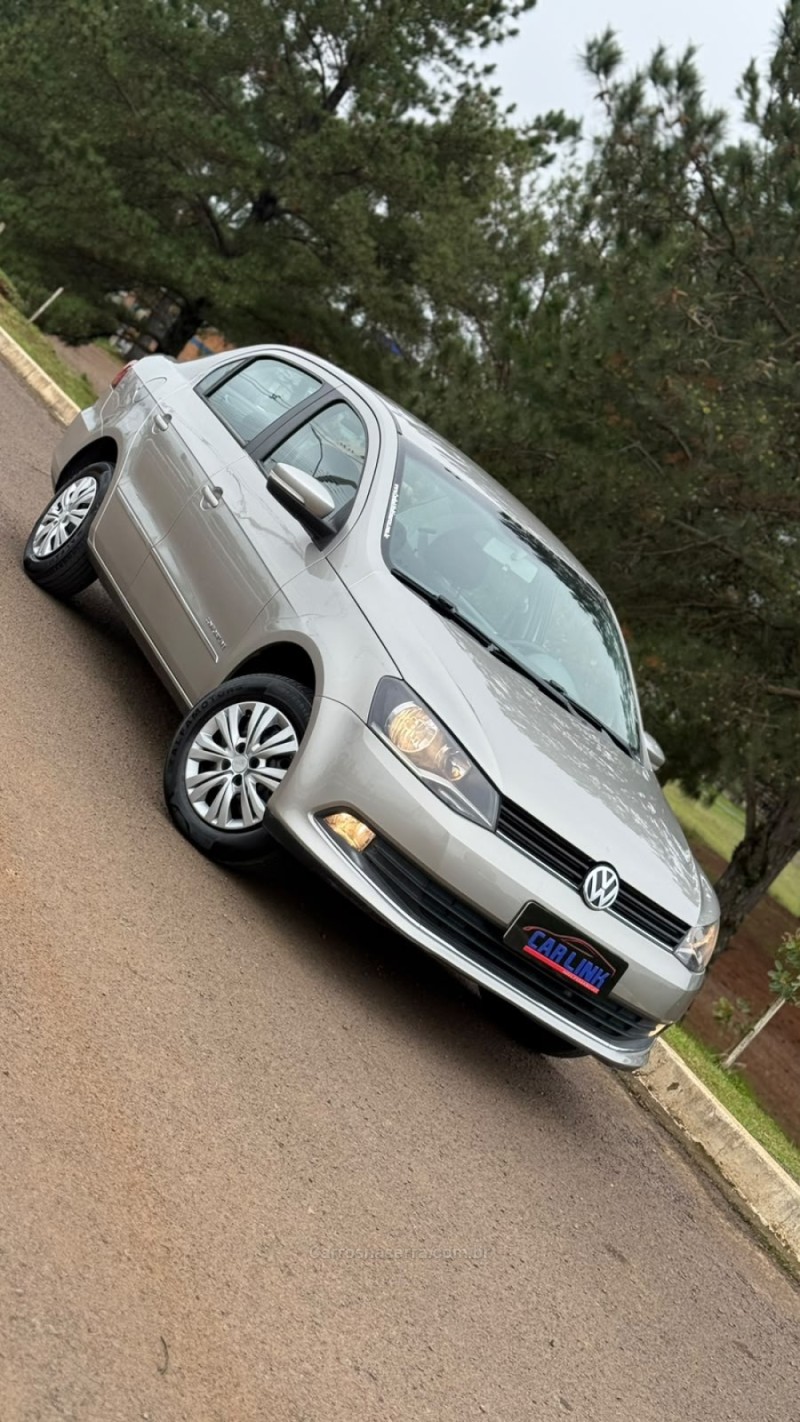 VOYAGE 1.0 MI COMFORTLINE 8V FLEX 4P MANUAL - 2013 - VACARIA