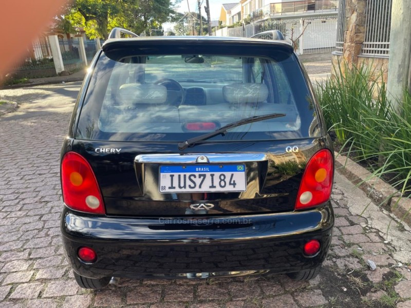 QQ 1.1 MPFI 16V GASOLINA 4P MANUAL - 2013 - PORTO ALEGRE