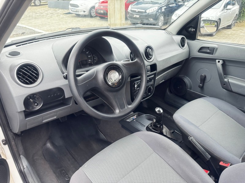 GOL 1.0 8V GASOLINA 2P MANUAL - 2013 - DOIS IRMãOS