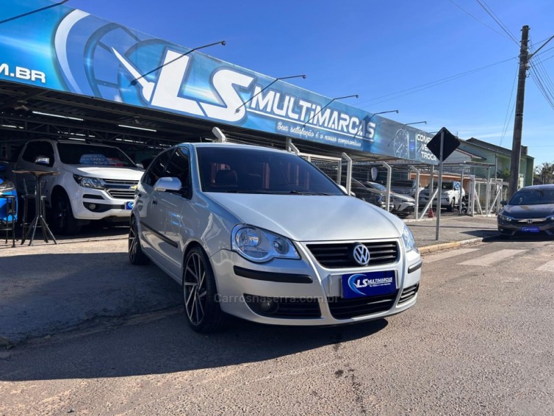 POLO 1.6 MI 8V FLEX 4P MANUAL - 2010 - VENâNCIO AIRES