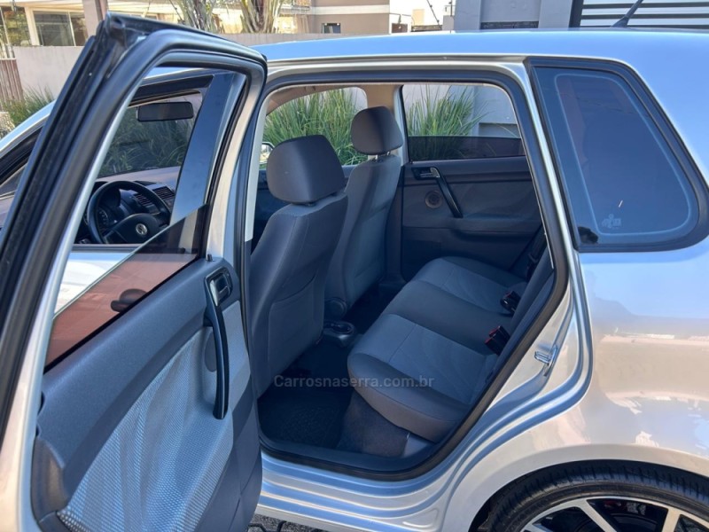 POLO 1.6 MI 8V FLEX 4P MANUAL - 2010 - VENâNCIO AIRES