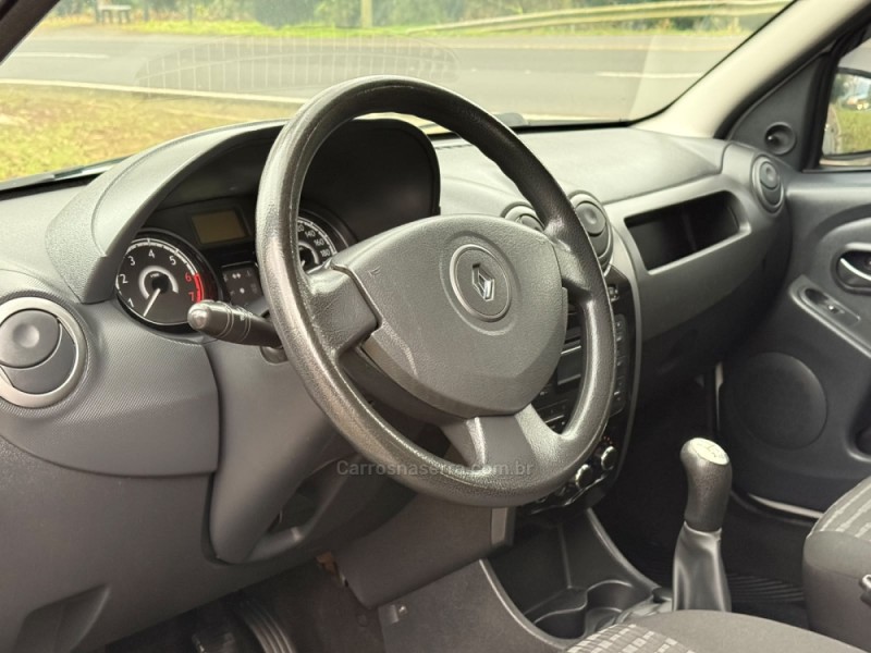 SANDERO 1.6 EXPRESSION 16V FLEX 4P MANUAL - 2013 - DOIS IRMãOS