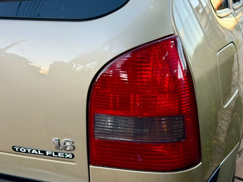 GOL 1.6 MI POWER FLEX 4P MANUAL G.III - 2004 - LAGOA VERMELHA