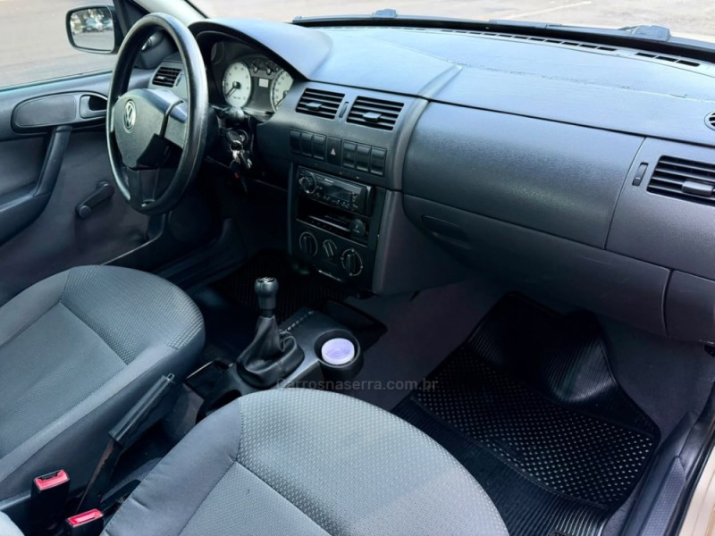 GOL 1.6 MI POWER FLEX 4P MANUAL G.III - 2004 - LAGOA VERMELHA