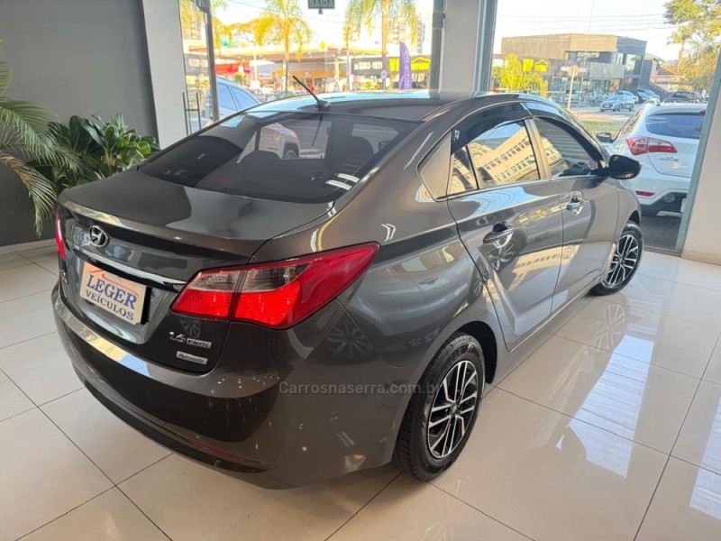 HB20S 1.6 COMFORT PLUS 16V FLEX 4P AUTOMÁTICO - 2014 - SãO LEOPOLDO
