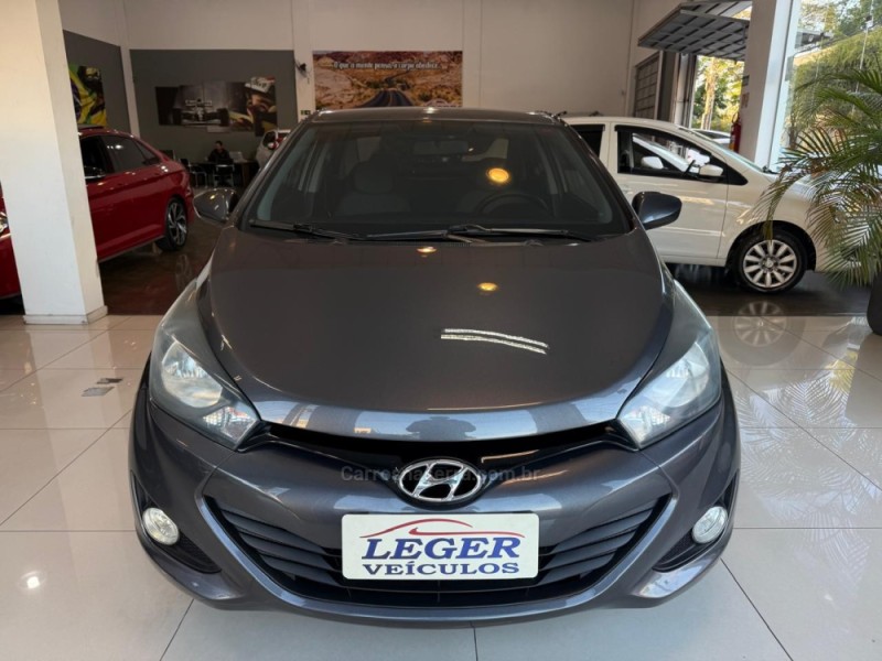 HB20S 1.6 COMFORT PLUS 16V FLEX 4P AUTOMÁTICO - 2014 - SãO LEOPOLDO