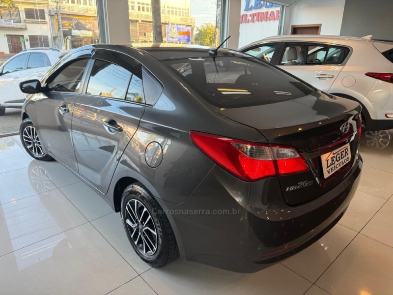 HB20S 1.6 COMFORT PLUS 16V FLEX 4P AUTOMÁTICO - 2014 - SãO LEOPOLDO
