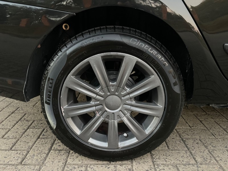 SYMBOL 1.6 PRIVILÈGE 16V FLEX 4P MANUAL - 2010 - CAXIAS DO SUL