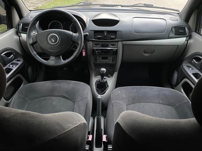 SYMBOL 1.6 PRIVILÈGE 16V FLEX 4P MANUAL - 2010 - CAXIAS DO SUL