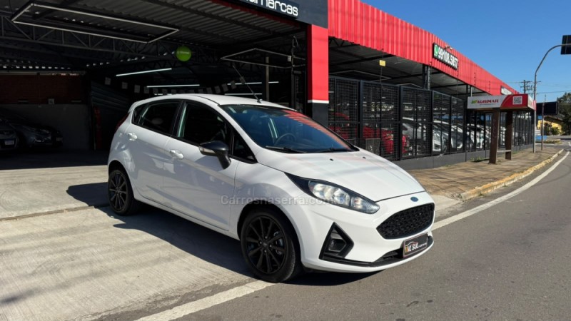FIESTA 1.6 SE HATCH 16V FLEX 4P MANUAL - 2018 - CAXIAS DO SUL