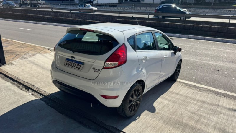 FIESTA 1.6 SE HATCH 16V FLEX 4P MANUAL - 2018 - CAXIAS DO SUL