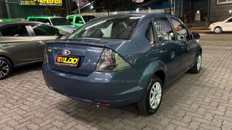 FIESTA 1.6 MPI CLASS SEDAN 8V FLEX 4P MANUAL - 2012 - CAXIAS DO SUL