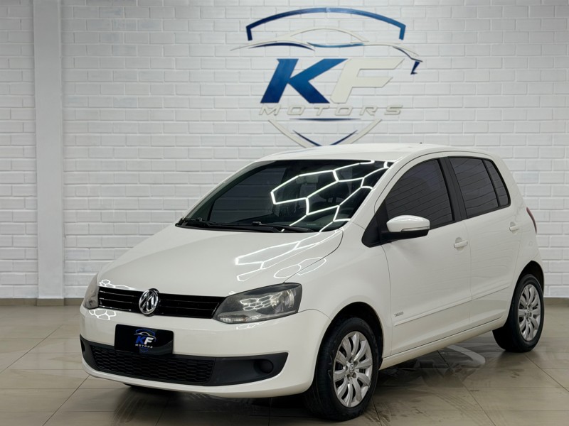 FOX 1.0 MI 8V FLEX 4P MANUAL - 2014 - NOVO HAMBURGO