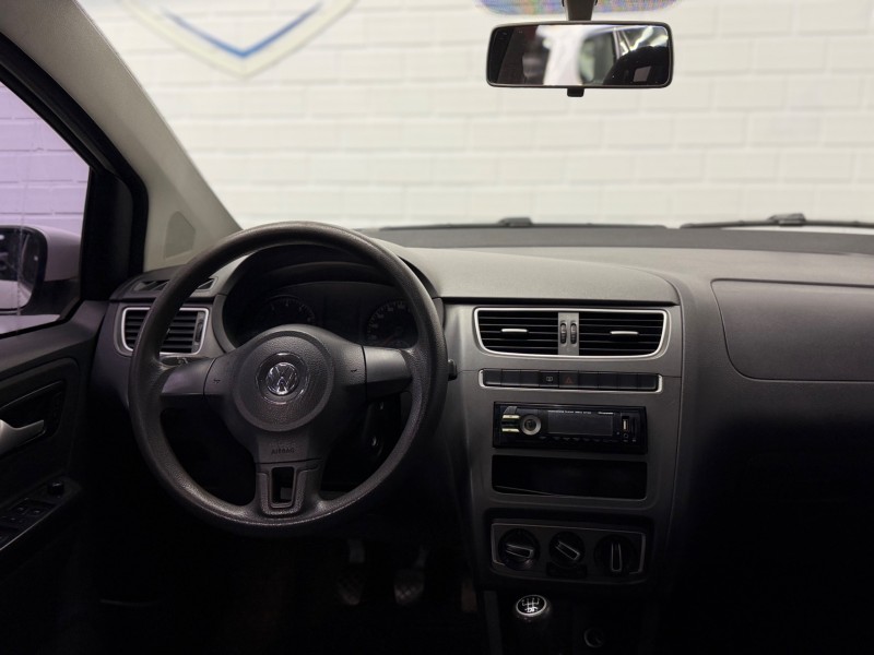 FOX 1.0 MI 8V FLEX 4P MANUAL - 2014 - NOVO HAMBURGO