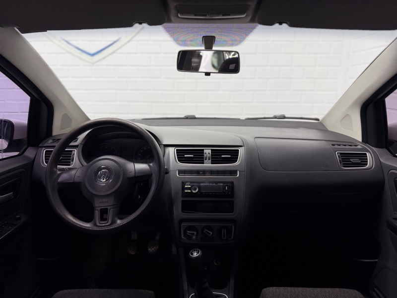 FOX 1.0 MI 8V FLEX 4P MANUAL - 2014 - NOVO HAMBURGO