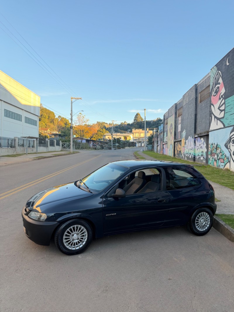 CELTA 1.0 MPFI LIFE 8V GASOLINA 2P MANUAL - 2004 - CAXIAS DO SUL