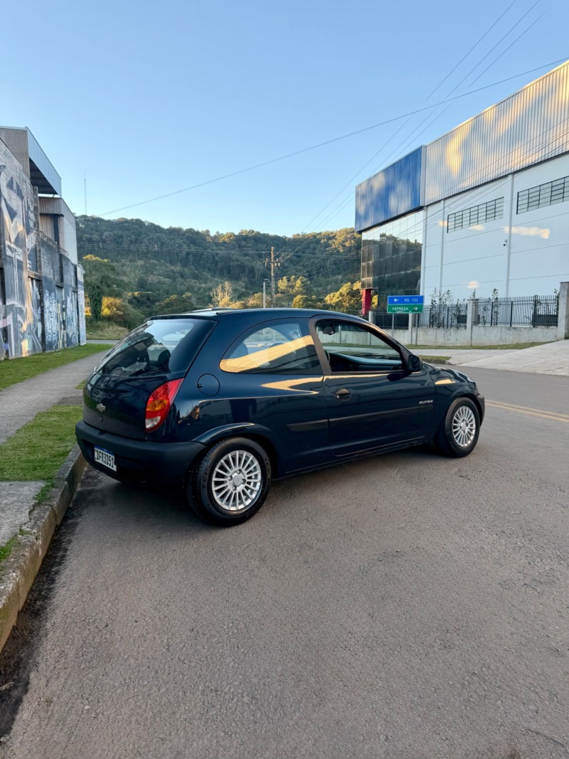 CELTA 1.0 MPFI LIFE 8V GASOLINA 2P MANUAL - 2004 - CAXIAS DO SUL