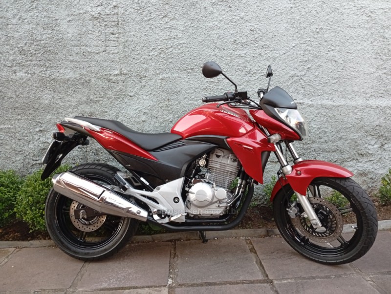 CB 300R  - 2013 - CAXIAS DO SUL
