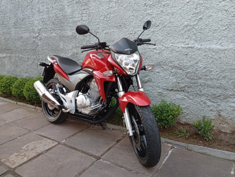 CB 300R  - 2013 - CAXIAS DO SUL