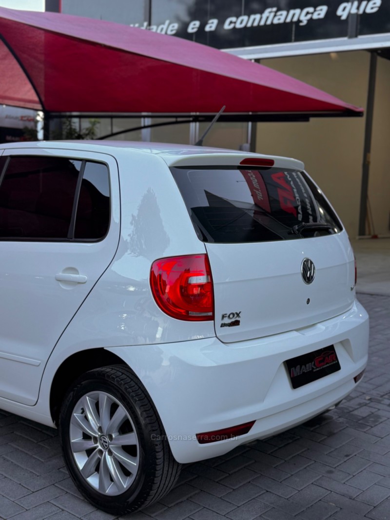 FOX 1.6 MI 8V FLEX 4P MANUAL - 2013 - ESTâNCIA VELHA