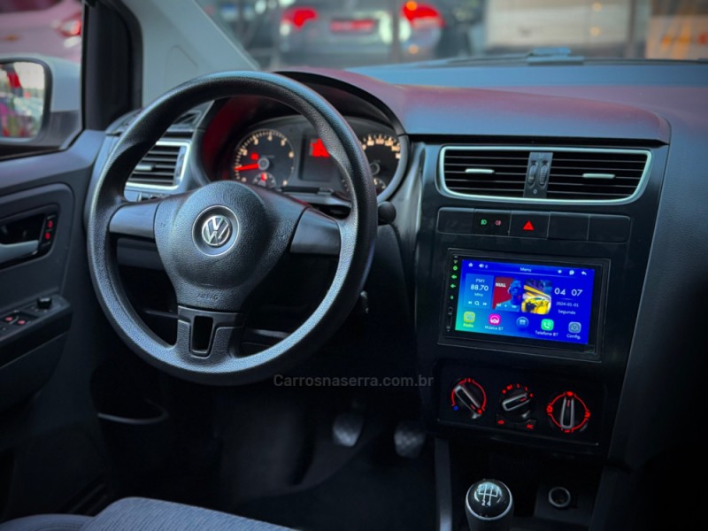 FOX 1.6 MI 8V FLEX 4P MANUAL - 2013 - ESTâNCIA VELHA
