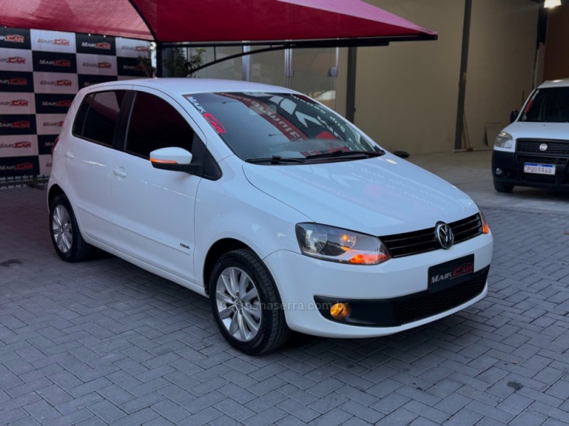 FOX 1.6 MI 8V FLEX 4P MANUAL - 2013 - ESTâNCIA VELHA