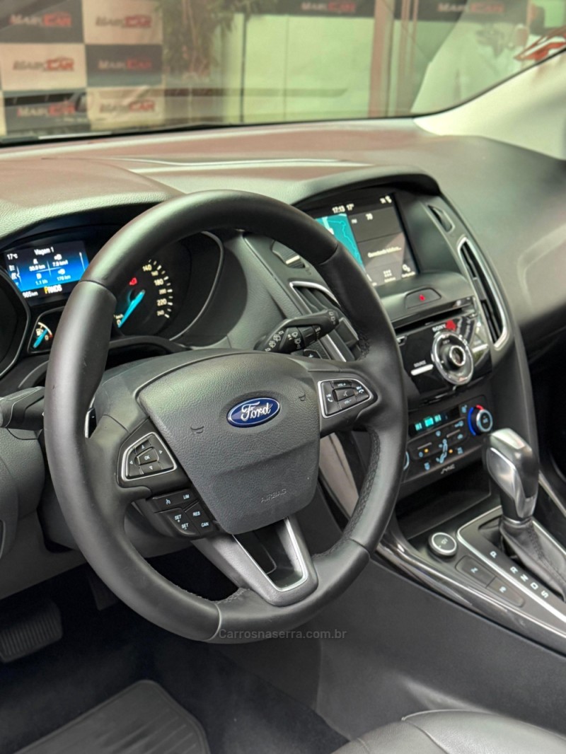 FOCUS 2.0 TITANIUM PLUS 16V FLEX 4P AUTOMÁTICO - 2018 - ESTâNCIA VELHA