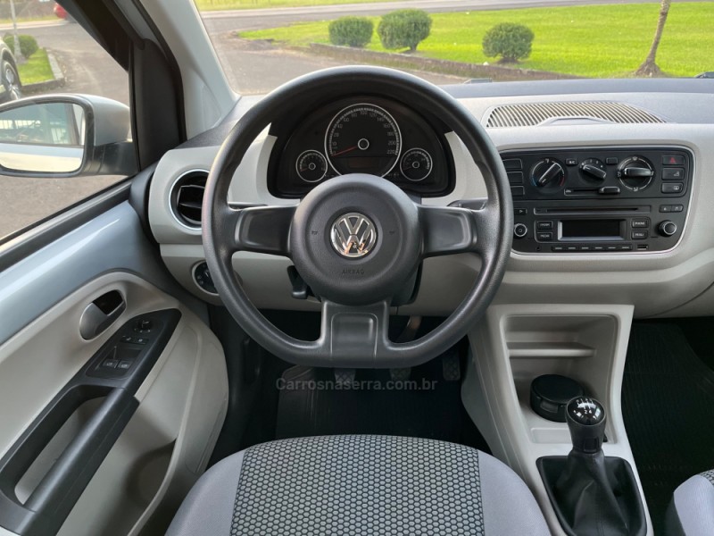 UP 1.0 TSI MOVE UP 12V FLEX 4P MANUAL - 2017 - BOM PRINCíPIO