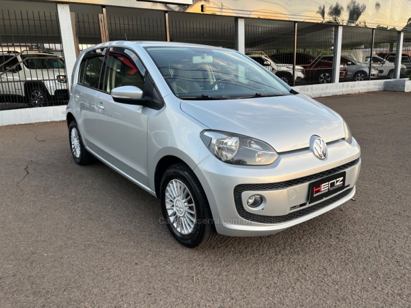UP 1.0 TSI MOVE UP 12V FLEX 4P MANUAL - 2017 - BOM PRINCíPIO