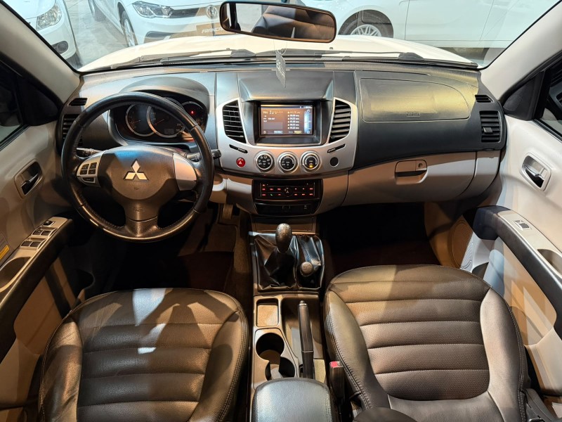 L200 TRITON 3.2 HPE 4X4 CD 16V TURBO INTERCOOLER DIESEL 4P MANUAL - 2015 - ANTôNIO PRADO