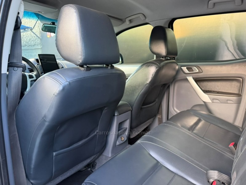 RANGER 3.2 XLT 4X4 CD 20V DIESEL 4P AUTOMÁTICO - 2015 - ESTâNCIA VELHA