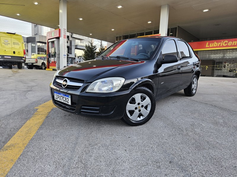 PRISMA 1.4 MPFI JOY 8V FLEX 4P MANUAL