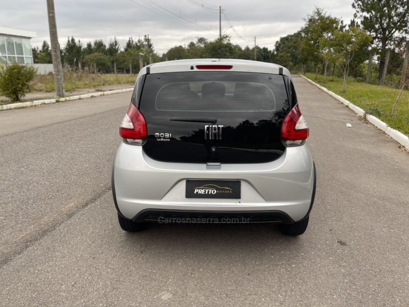 MOBI 1.0 TREKKING 8V FLEX 4P MANUAL - 2022 - BENTO GONçALVES