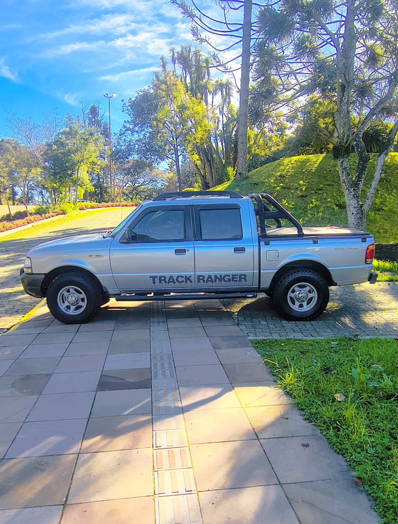 RANGER 2.5 XL 4X4 CS 8V DIESEL 2P MANUAL - 2000 - FARROUPILHA