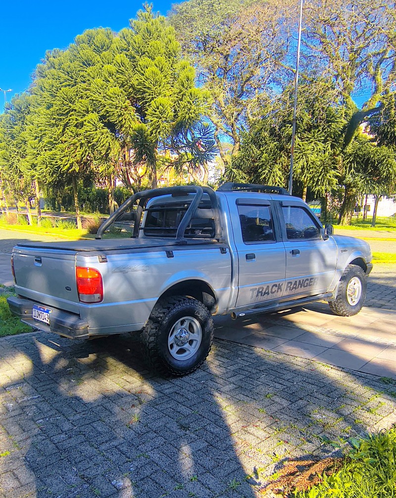 RANGER 2.5 XL 4X4 CS 8V DIESEL 2P MANUAL - 2000 - FARROUPILHA