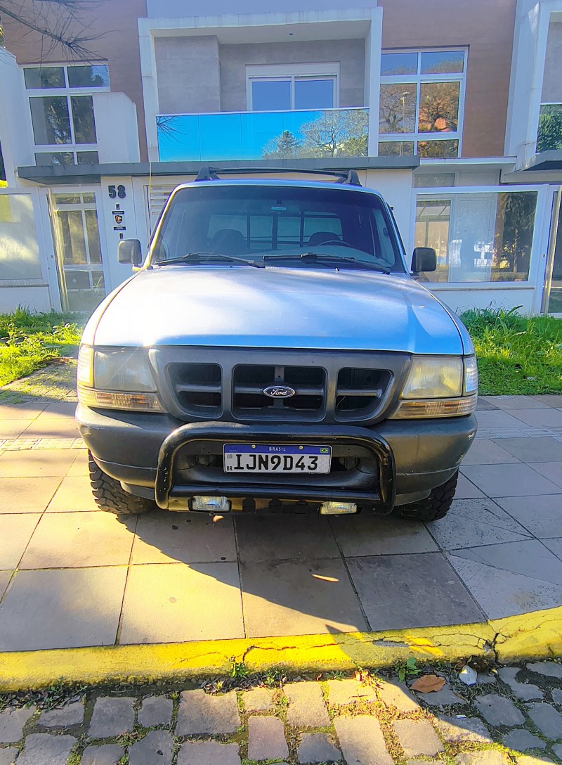 RANGER 2.5 XL 4X4 CS 8V DIESEL 2P MANUAL - 2000 - FARROUPILHA