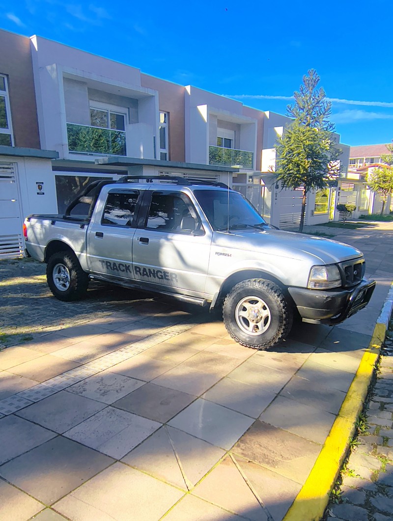 RANGER 2.5 XL 4X4 CS 8V DIESEL 2P MANUAL - 2000 - FARROUPILHA