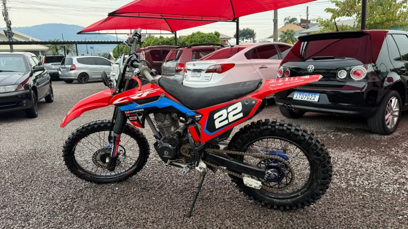 CRF 230F  - 2020 - FELIZ