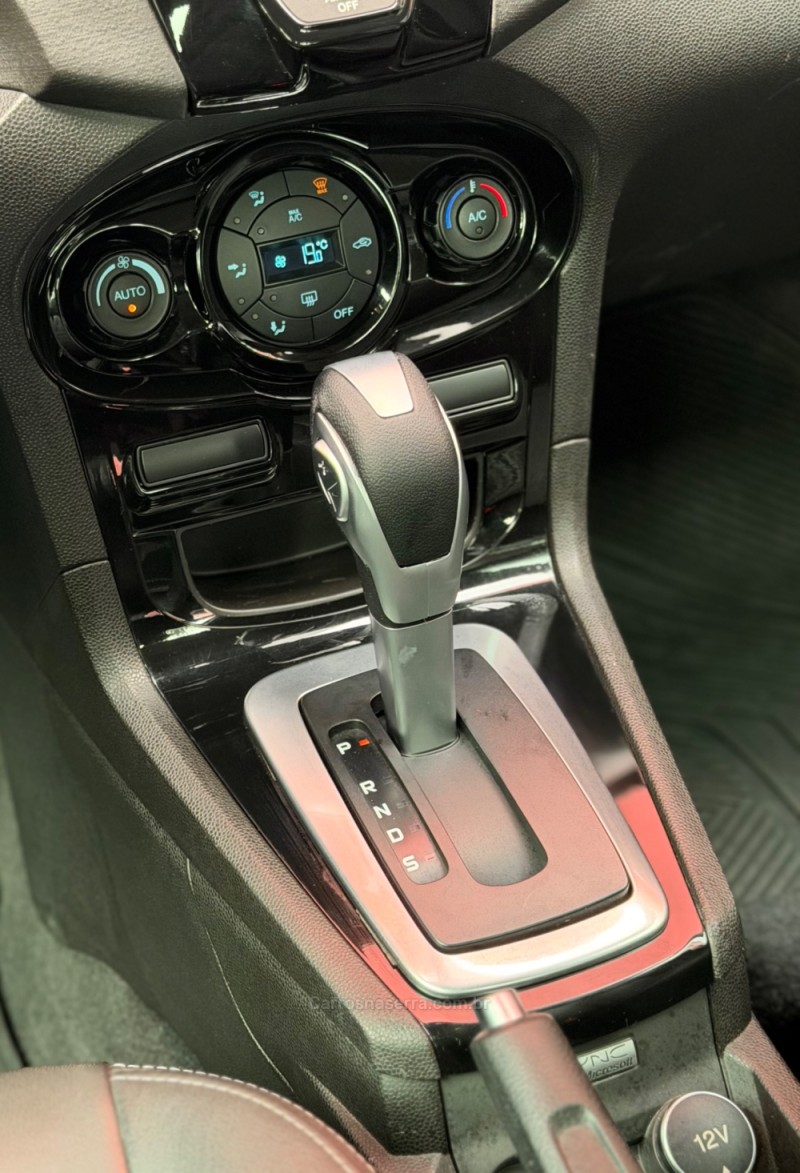 FIESTA 1.6 TITANIUM SEDAN 16V FLEX 4P AUTOMÁTICO - 2015 - ESTâNCIA VELHA
