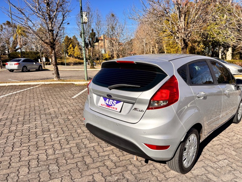 FIESTA 1.6 SE HATCH PLUS 16V FLEX 4P MANUAL - 2017 - CAXIAS DO SUL