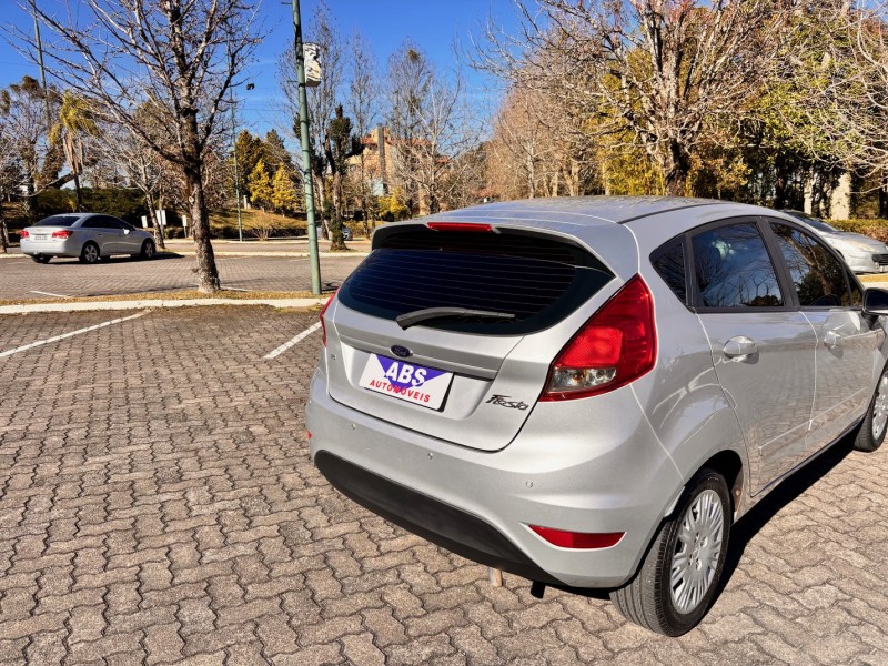 FIESTA 1.6 SE HATCH PLUS 16V FLEX 4P MANUAL - 2017 - CAXIAS DO SUL