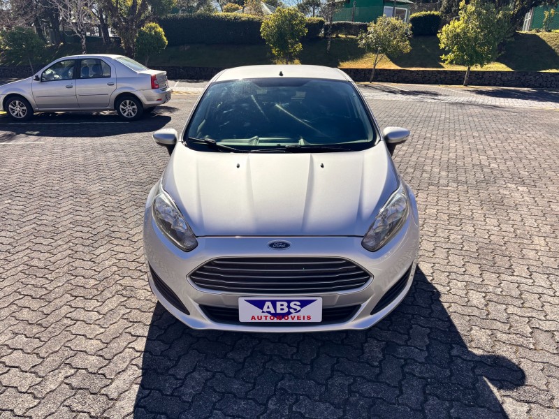 fiesta 1.6 se hatch plus 16v flex 4p manual 2017 caxias do sul