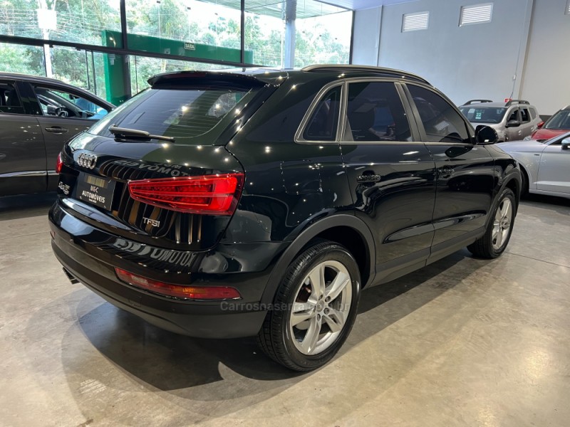 Q3 1.4 TFSI AMBITION GASOLINA 4P AUTOMÁTICA - 2017 - CAXIAS DO SUL