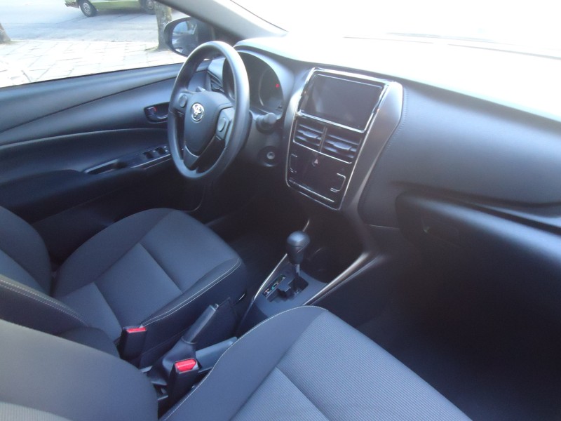 YARIS 1.5 XL 16V FLEX 4P AUTOMATÍCO - 2025 - CAXIAS DO SUL