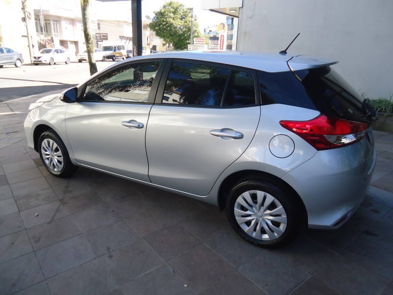 YARIS 1.5 XL 16V FLEX 4P AUTOMATÍCO - 2025 - CAXIAS DO SUL