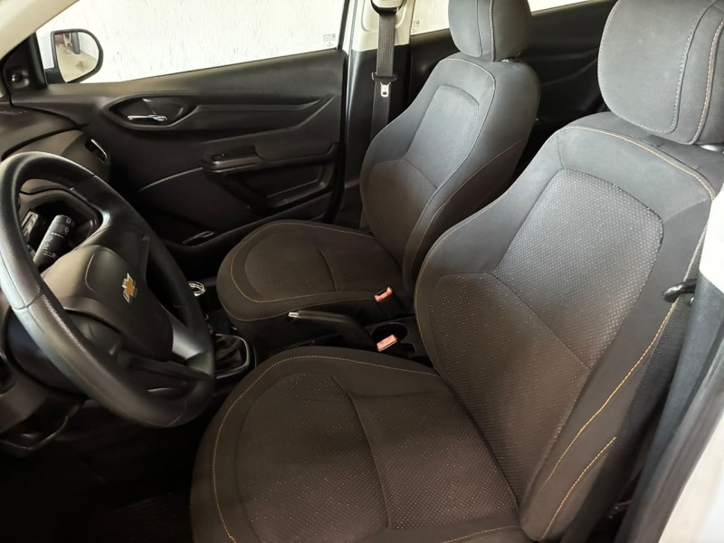 ONIX 1.0 MPFI LT 8V FLEX 4P MANUAL - 2013 - BOM PRINCíPIO