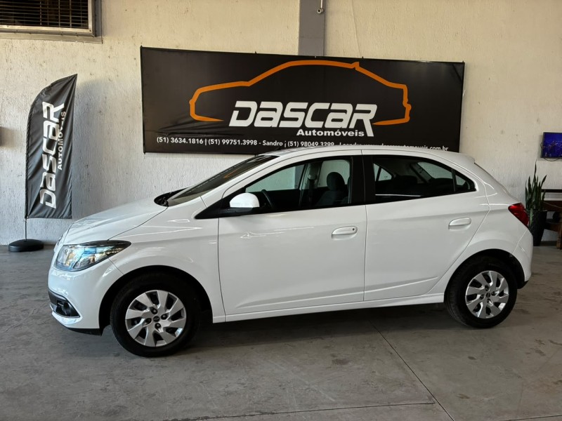 ONIX 1.0 MPFI LT 8V FLEX 4P MANUAL - 2013 - BOM PRINCíPIO