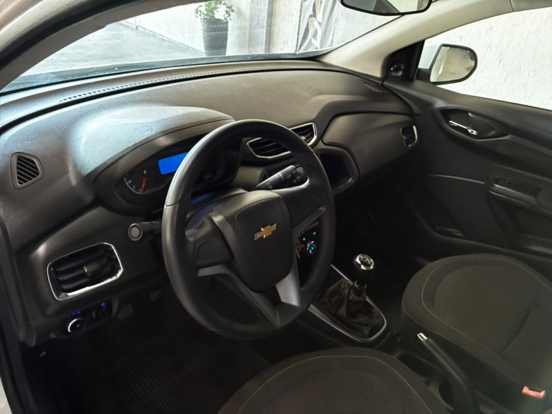 ONIX 1.0 MPFI LT 8V FLEX 4P MANUAL - 2013 - BOM PRINCíPIO