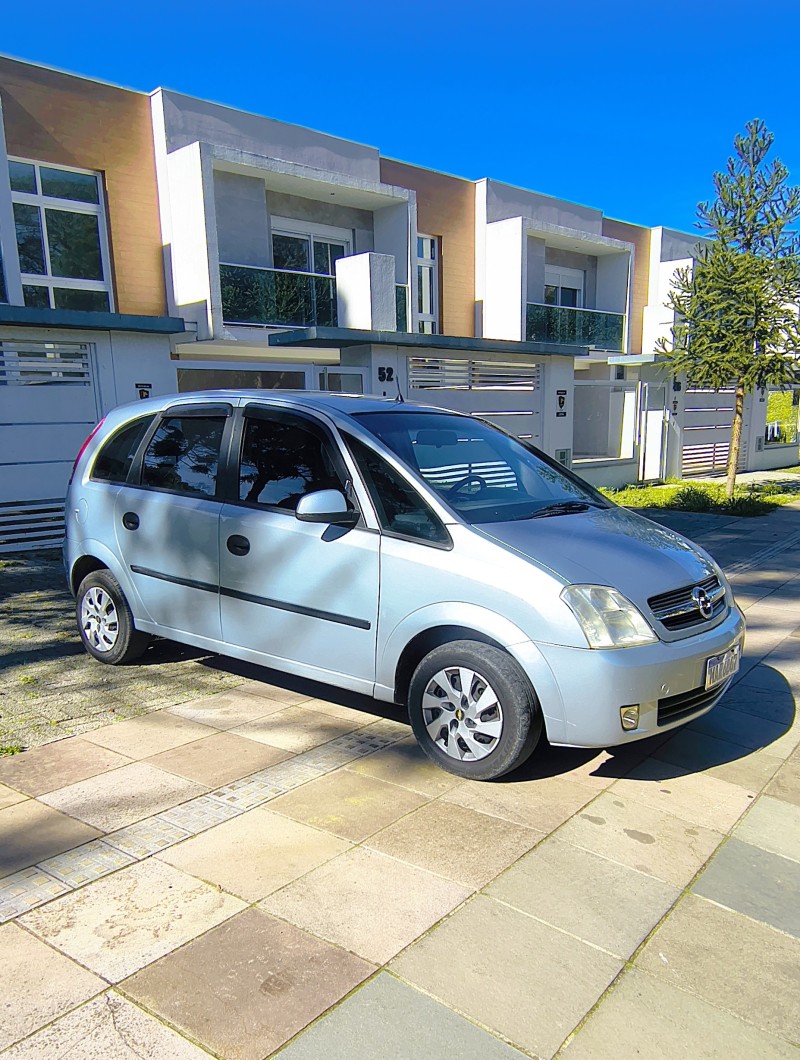 meriva 1.8 mpfi joy 8v flex 4p manual 2006 farroupilha