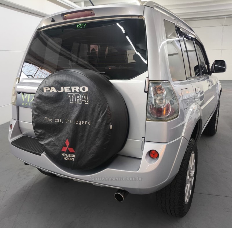 PAJERO TR4 2.0 4X4 16V 140CV FLEX 4P MANUAL - 2012 - CAXIAS DO SUL